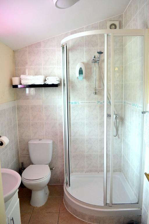 Ely Guest House Δωμάτιο φωτογραφία