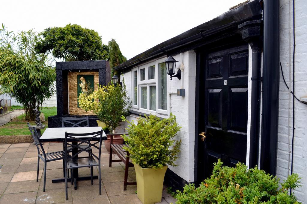 Ely Guest House Δωμάτιο φωτογραφία